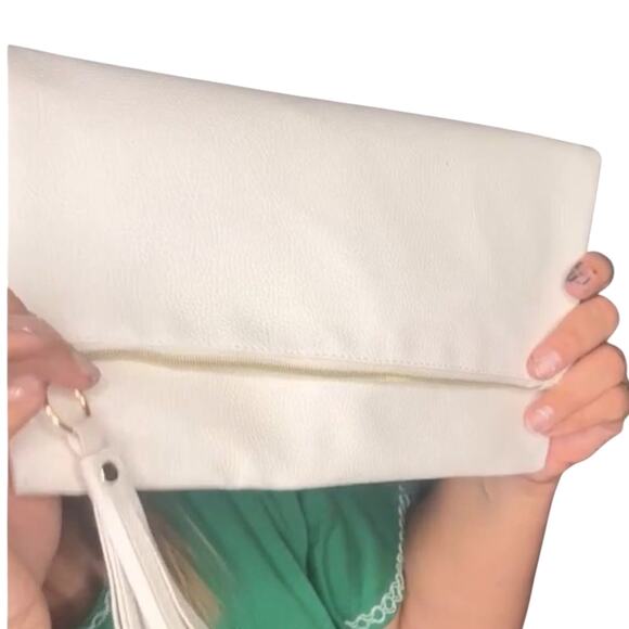 Rachel Miriam Winter White Clutch Bag Purse MSRP $148 New in Sealed Package - Picture 7 of 8